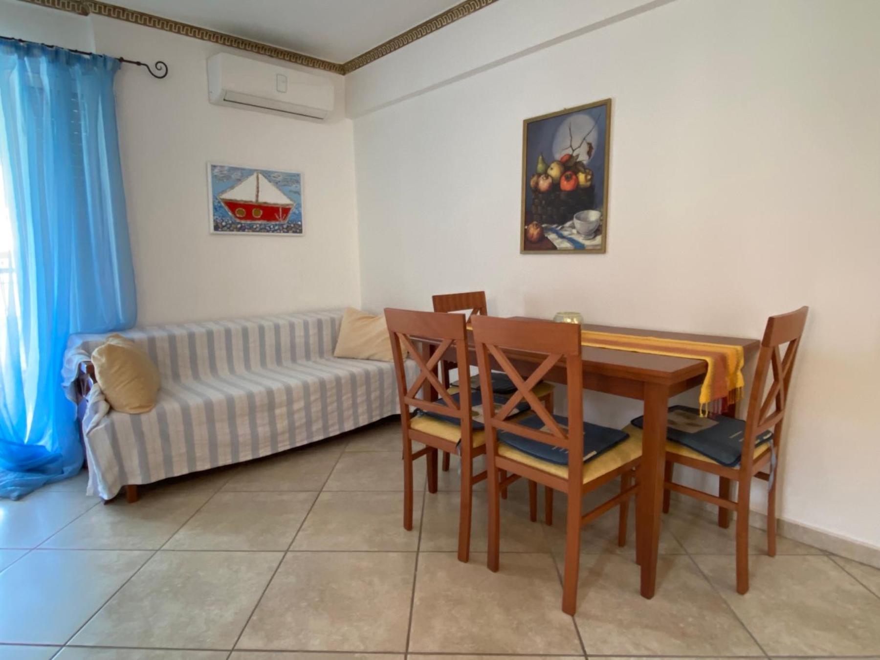 Roula Apartment เนปอรอย ภายนอก รูปภาพ